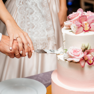 Las 5 tartas más demandadas en España para bodas y comuniones